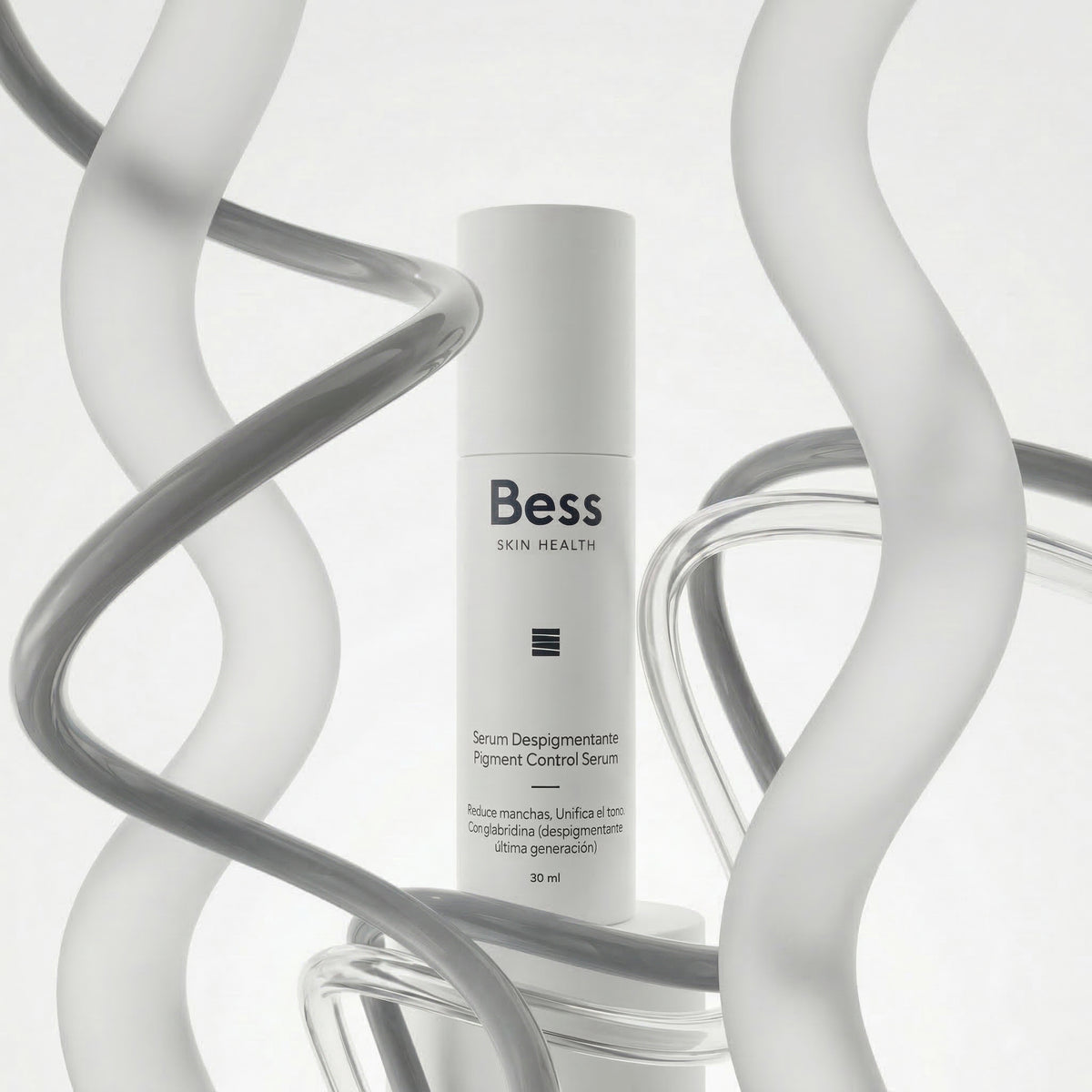 Serum despigmentante que reduce manchas y unifica el tono. Contiene ingredientes despigmentantes de última generación como la glabridina, aloesina y arbutina. 