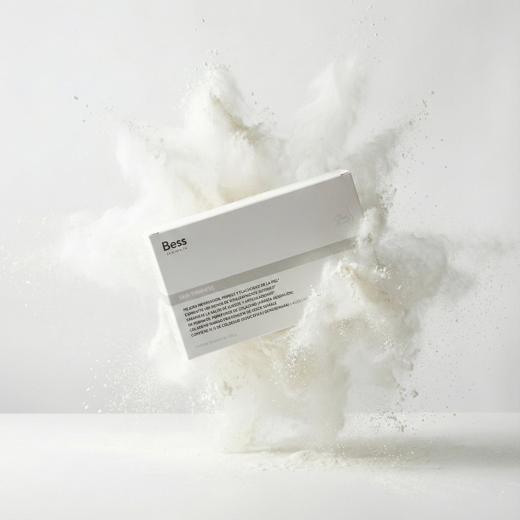 Complemento alimenticio a base de 10g tripeptidos de colágeno marino procedente de pesca salvaje. Dosis eficaz para mejorar la hidratación, firmeza y elasticidad de la piel. Disminuye signos de envejecimiento cutáneo y promueve la salud de huesos y articulaciones