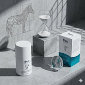 Crema superhidratante protectora para niños. Contiene ingredientes emolientes, humectantes y protectores para mantener la hidratación de la piel de los más pequeños. Protege frente  al sol al tener filtros minerales (no químicos). Muy adecuada para pieles sensibles o que sufren algún proceso inflamatorio cono una dermatitis