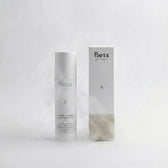 Crema de día que contribuye a neutralizar los efectos cutáneos del tabaco y la contaminación en la piel. Repara e hidrata. Ayuda a revertir daños solares. Unifica tono y textura. Protección UVA y UVB