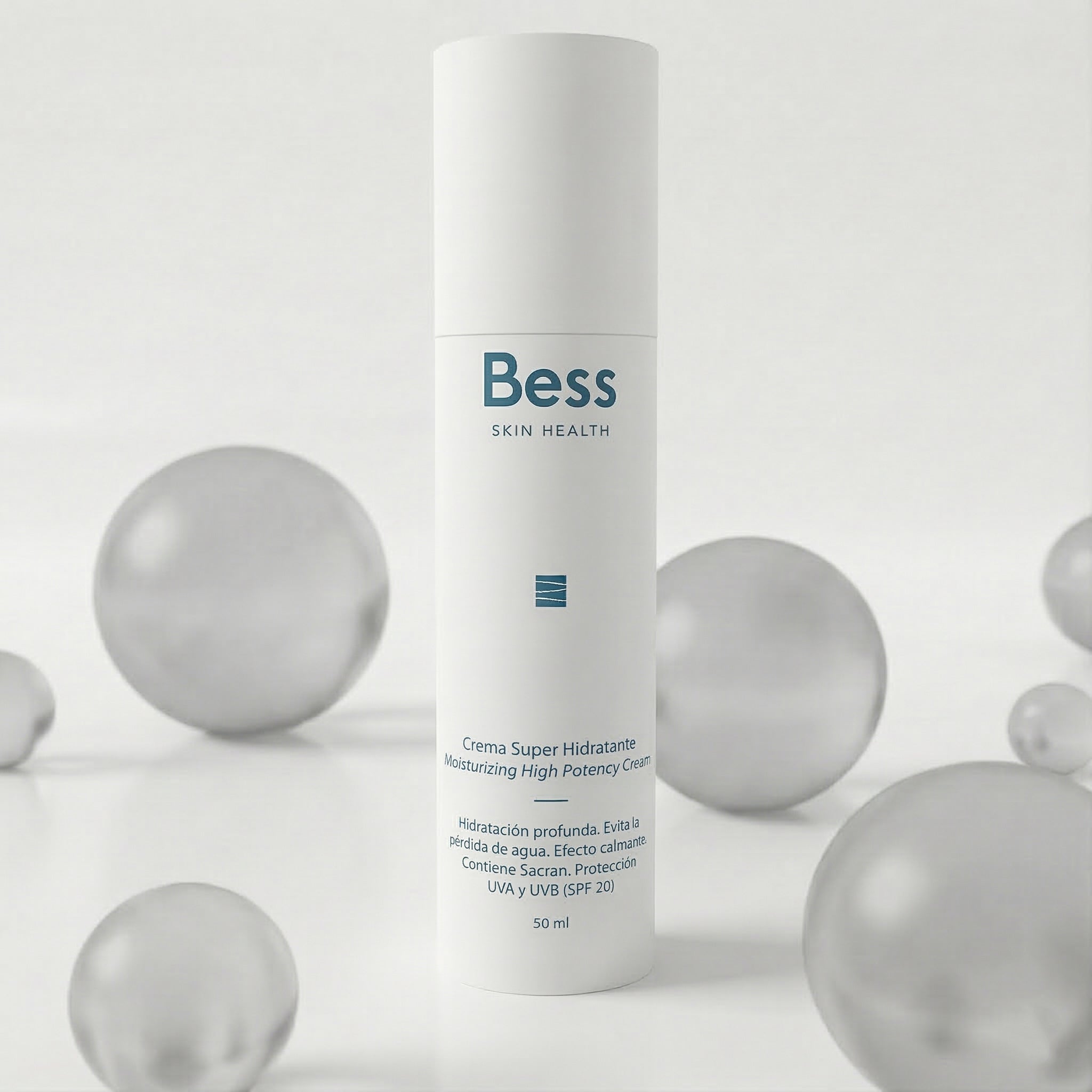 Crema superhidratante de dia que aporta una hidratación profunda en la piel, evitando la pérdida de agua. Efecto humectante, emoliente y oclusivo. Tiene protección UVB y UVA. Mantiene la salud de la piel evitando la aparición de arrugas y manchas. Contiene Sacran